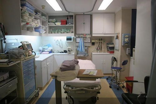 清退“三黑” 抬高門(mén)檻 醫(yī)美市場(chǎng)向“劣幣逐良幣”說(shuō)“不”